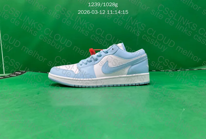 Air Jordan 1 Low Aluminum
