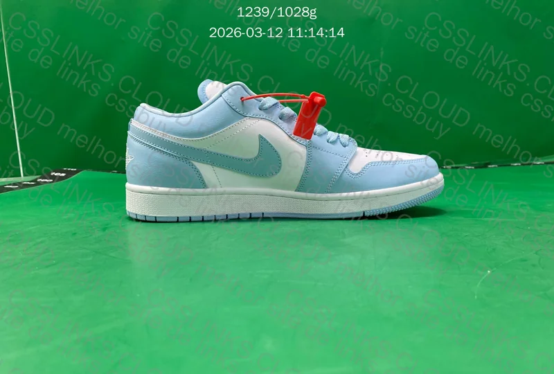 Air Jordan 1 Low Aluminum 3