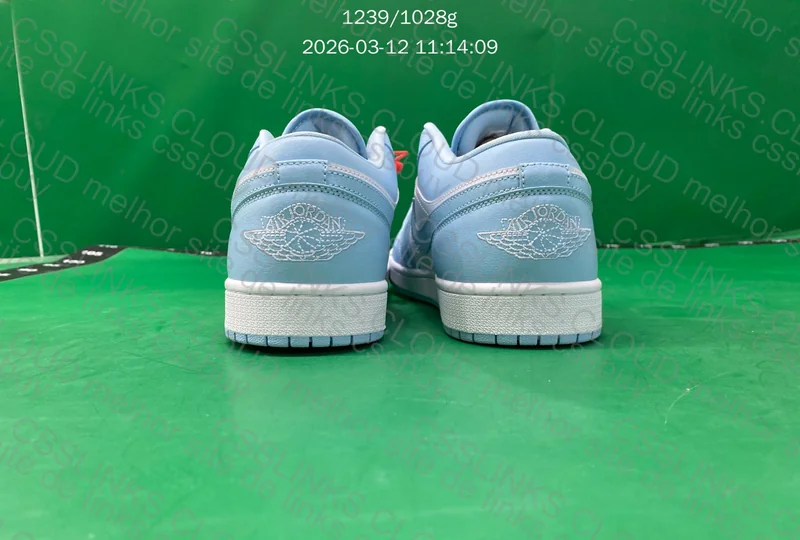 Air Jordan 1 Low Aluminum 5
