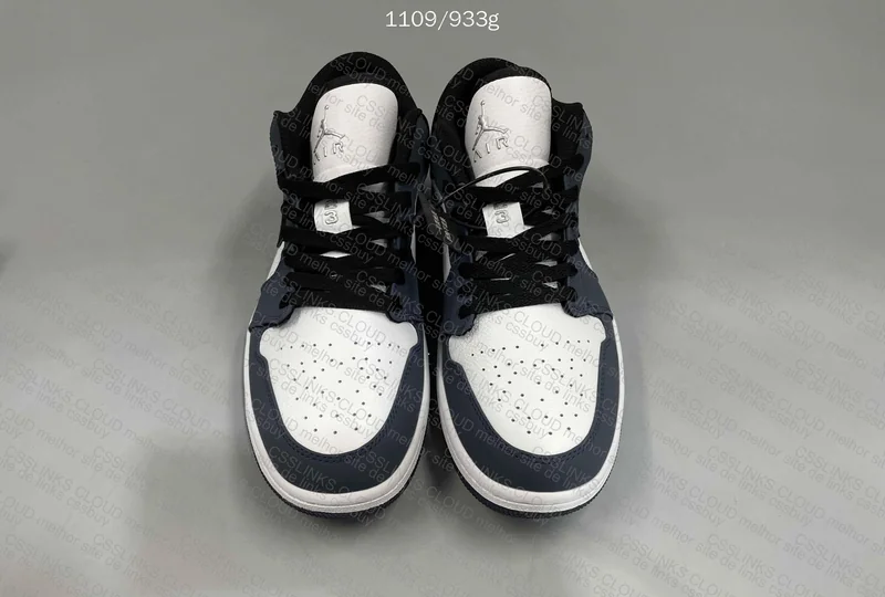 Air Jordan 1 Low Armory Navy 5