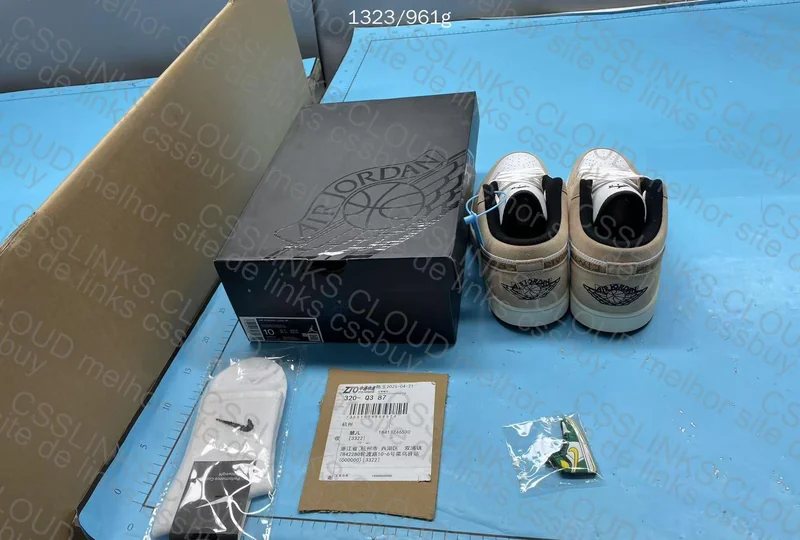 Air Jordan 1 Low - Batch DT 4