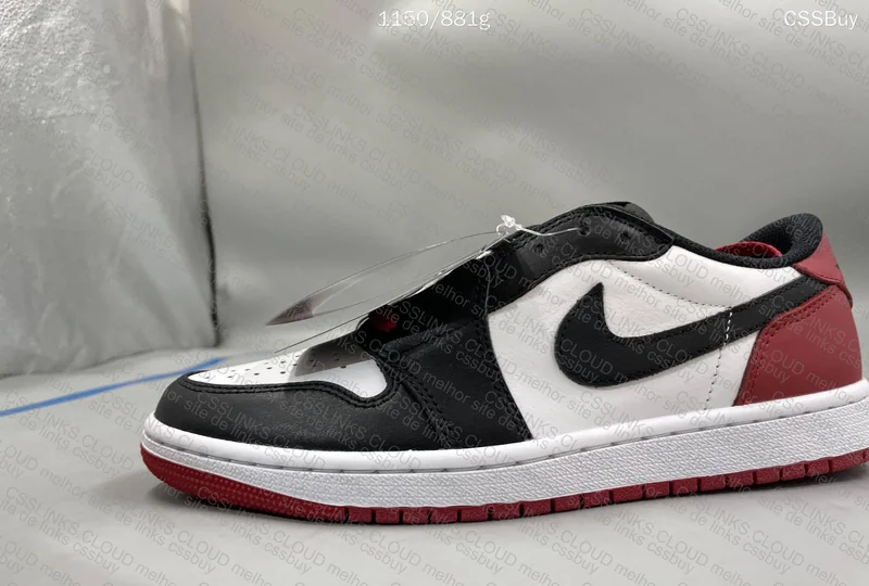 Air Jordan 1 Low Black and Toe