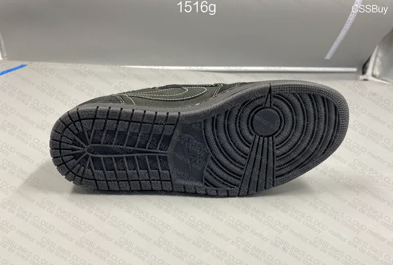 Air Jordan 1 Low Black Phantom 7