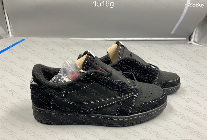 Air Jordan 1 Low Black Phantom 9