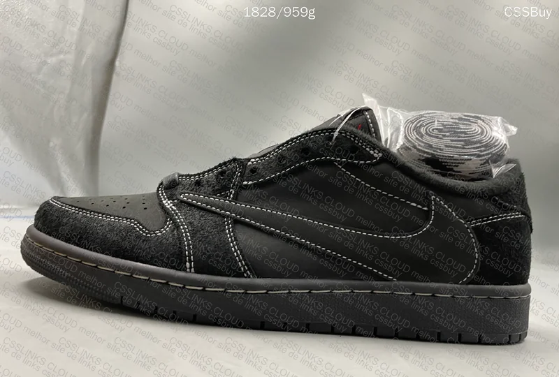 Air Jordan 1 Low Black Phantom 11