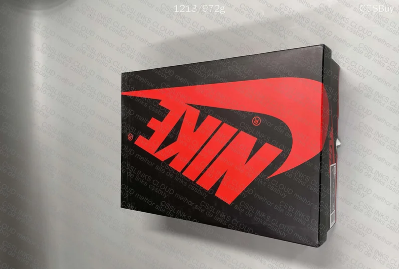 Air Jordan 1 Low Black Toe 5