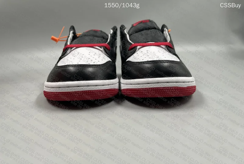 Air Jordan 1 Low 'Black Toe'