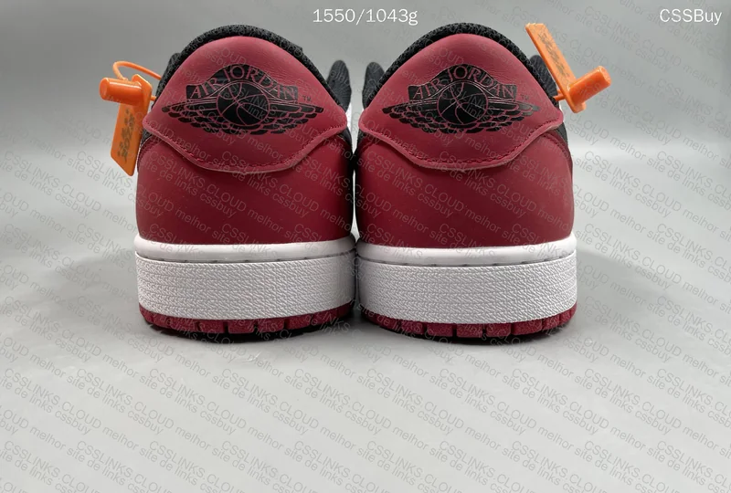 Air Jordan 1 Low 'Black Toe' 3
