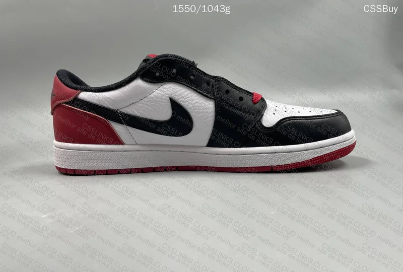 Air Jordan 1 Low 'Black Toe' 5