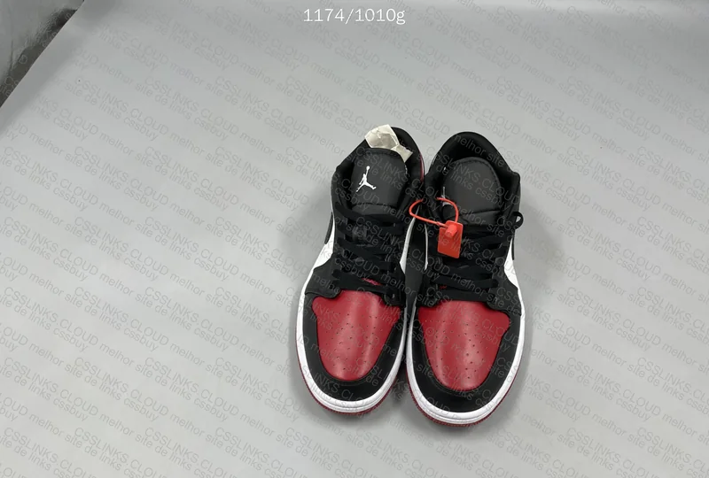 Air Jordan 1 Low Black/White-Red