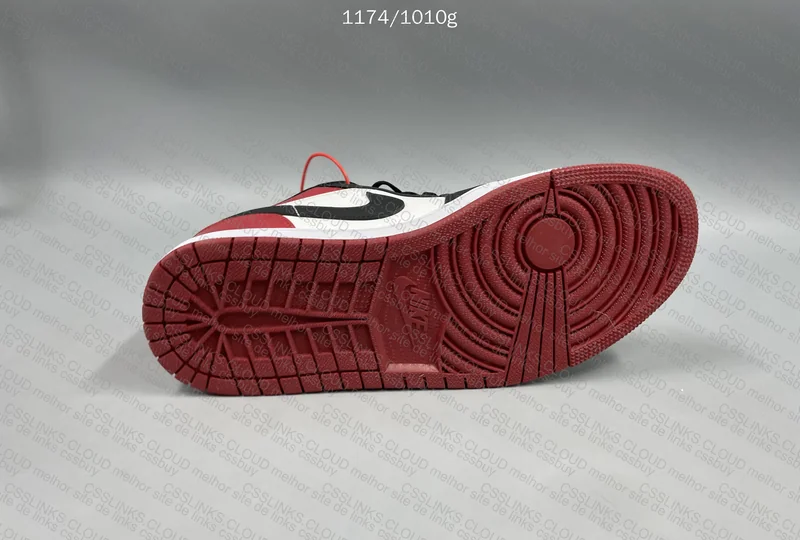 Air Jordan 1 Low Black/White-Red 7