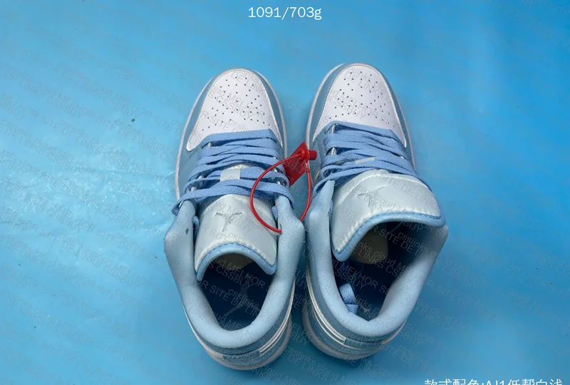 Air Jordan 1 Low Blue 2