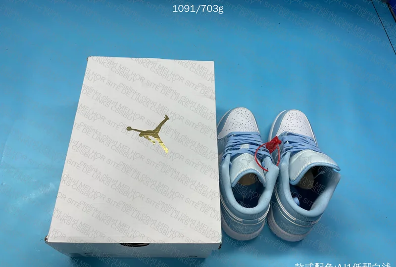 Air Jordan 1 Low Blue 5
