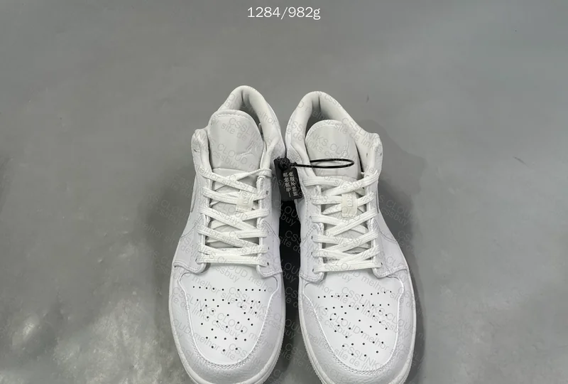 Air Jordan 1 Low White 3