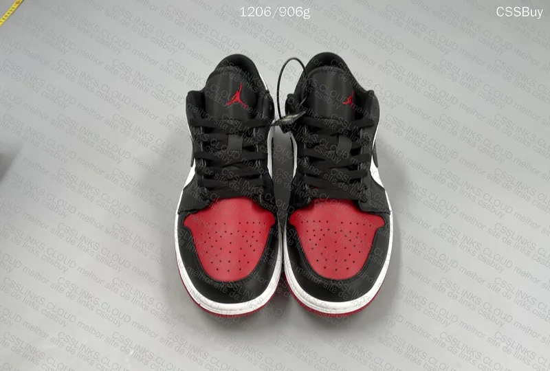 Air Jordan 1 Low 'Bred Toe' 3