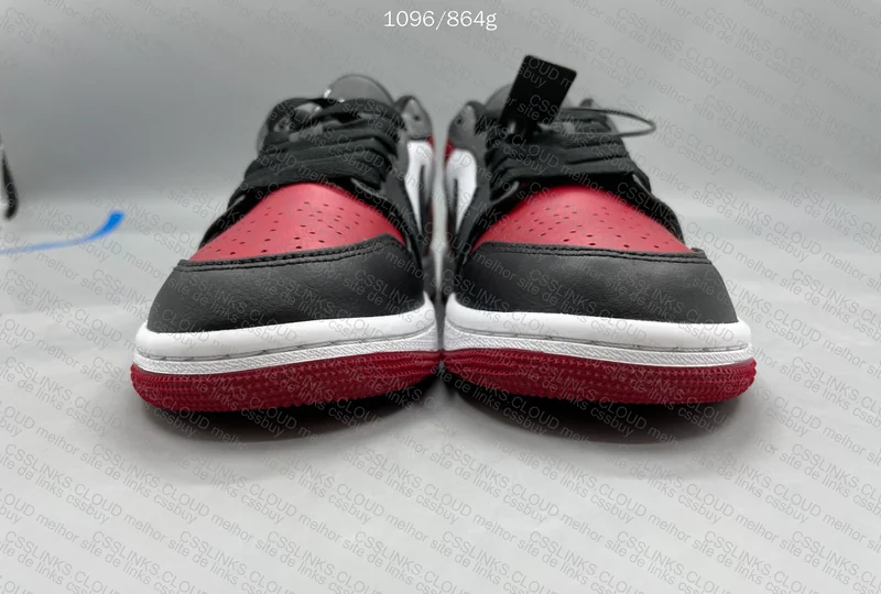 Air Jordan 1 Low - Bred Toe 6