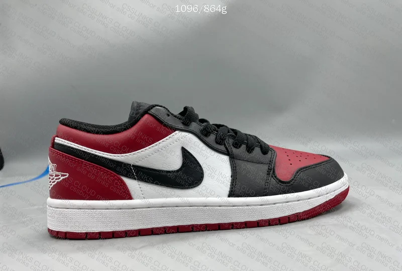 Air Jordan 1 Low - Bred Toe 8