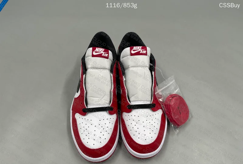 Air Jordan 1 Low Chicago OG (GL?) 4