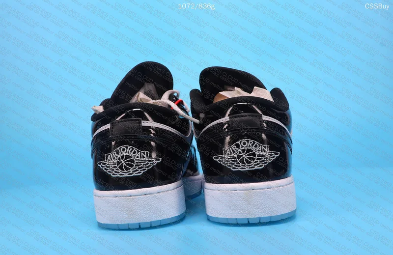 Air Jordan 1 Low Concord 3
