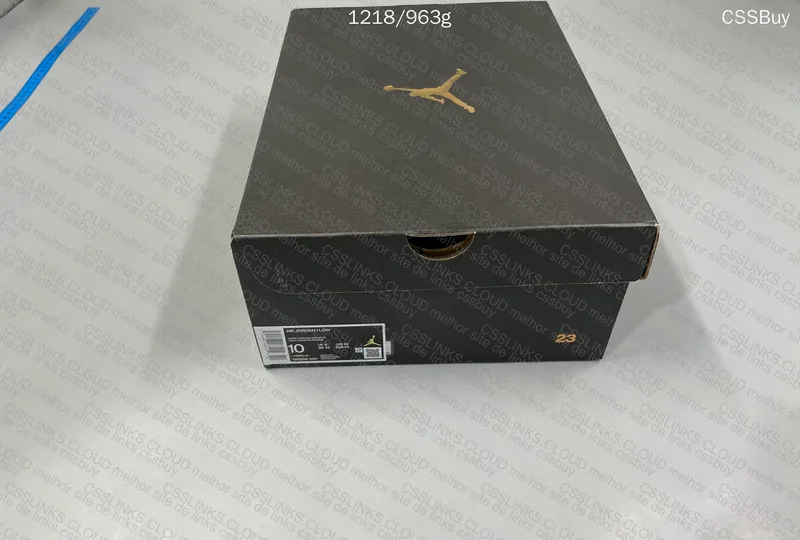 Air Jordan 1 Low Court People 6