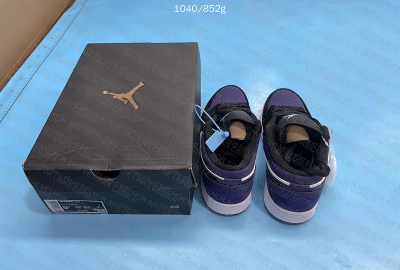 Air Jordan 1 Low Court Purple 7