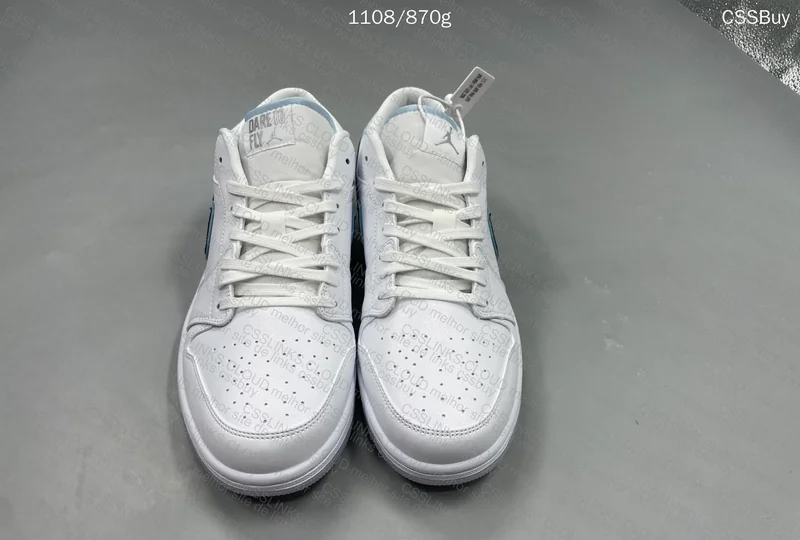 Air Jordan 1 Low "Dare to Fly" DT 3