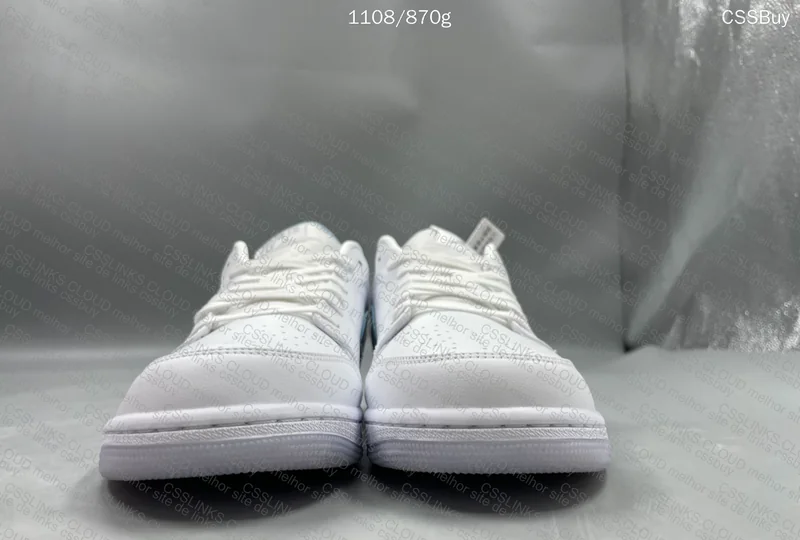 Air Jordan 1 Low "Dare to Fly" DT 4