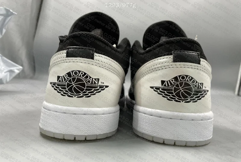 Air Jordan 1 Low Diamond 4