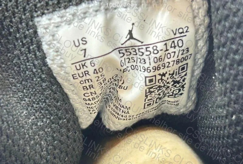 Air Jordan 1 Low DT 7