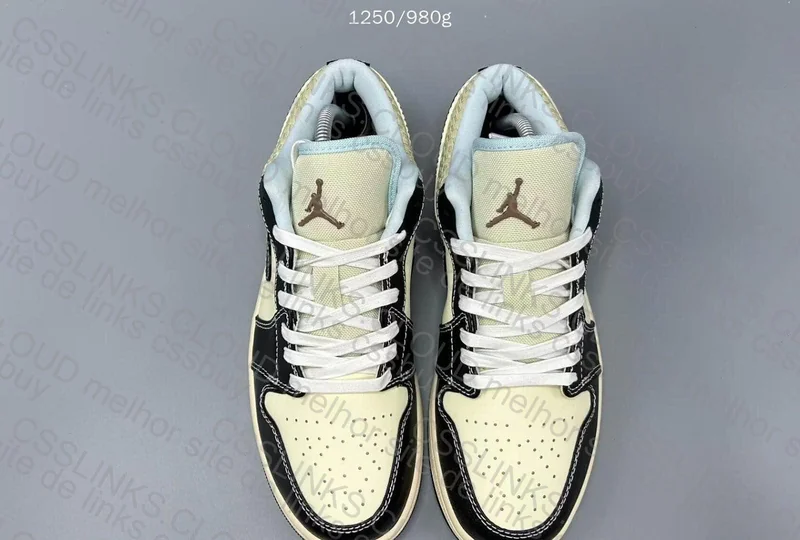 Air Jordan 1 Low DT 3
