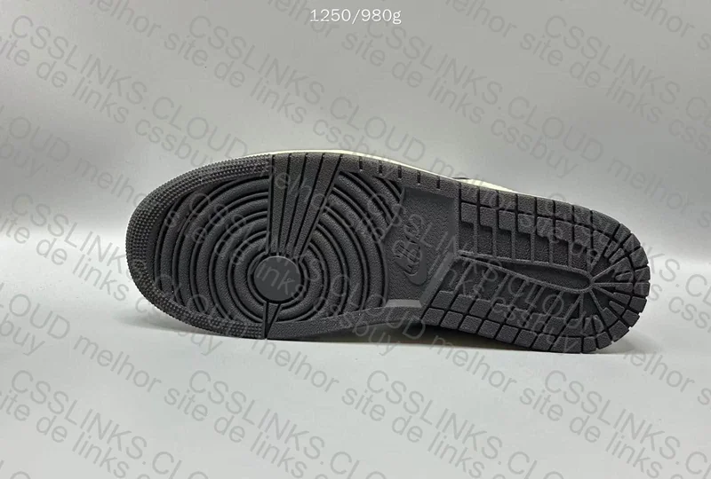 Air Jordan 1 Low DT 4