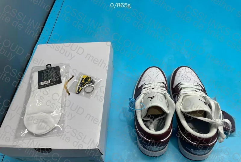 Air Jordan 1 Low DT 10
