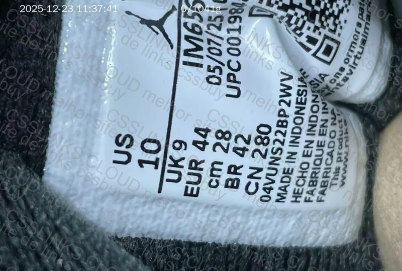 Air Jordan 1 Low DT 2