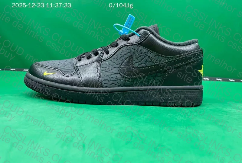 Air Jordan 1 Low DT 7