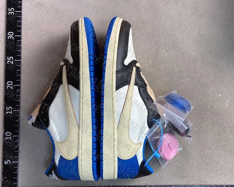 Air Jordan 1 Low - Fragment 4