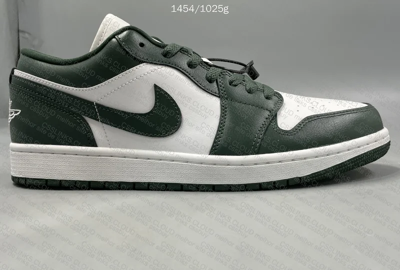 Air Jordan 1 Low Galactic Jade