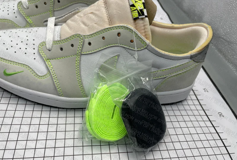 Air Jordan 1 Low Ghost Green 2