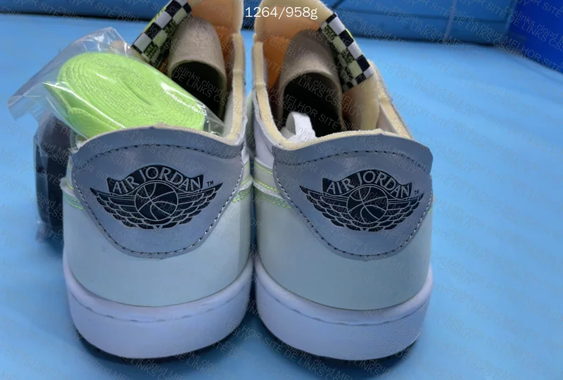 Air Jordan 1 Low Ghost Green - SALE 3
