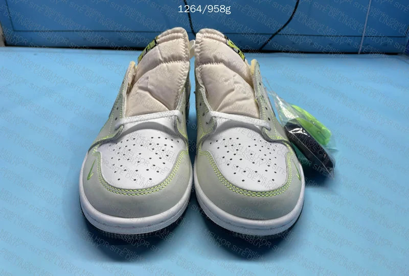 Air Jordan 1 Low Ghost Green - SALE 4