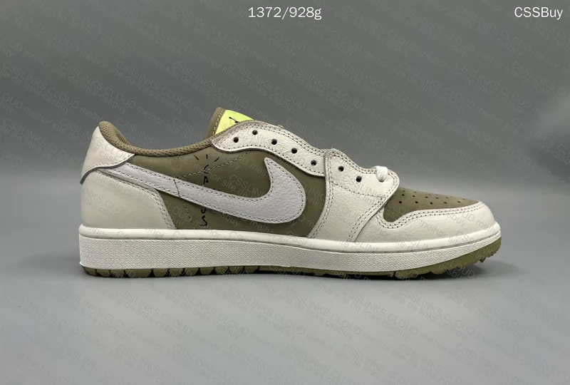 Air Jordan 1 Low Golf x Travis Scott 4