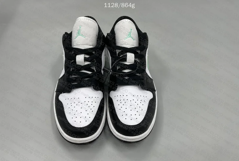 Air Jordan 1 Low Green Glow - OVO Sneaker 3