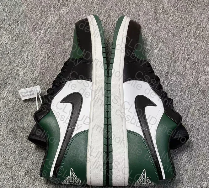 Air Jordan 1 Low "Green Toe" 2