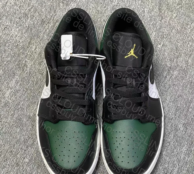 Air Jordan 1 Low "Green Toe" 4