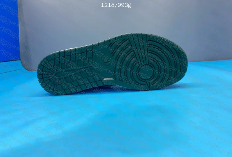 Air Jordan 1 Low Green Toe 2