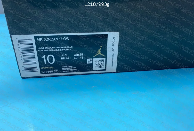 Air Jordan 1 Low Green Toe 9