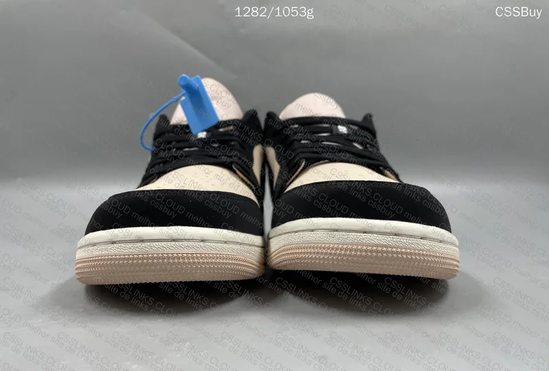 Air Jordan 1 Low Guava Ice 4