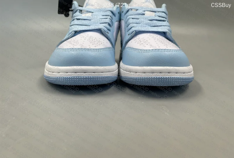 Air Jordan 1 Low Ice Blue Aluminum 5