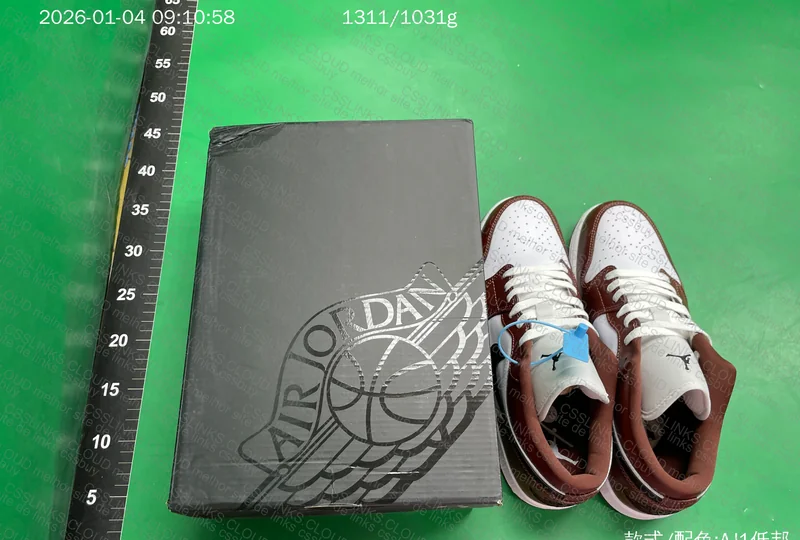 Air Jordan 1 Low - JMDY 5