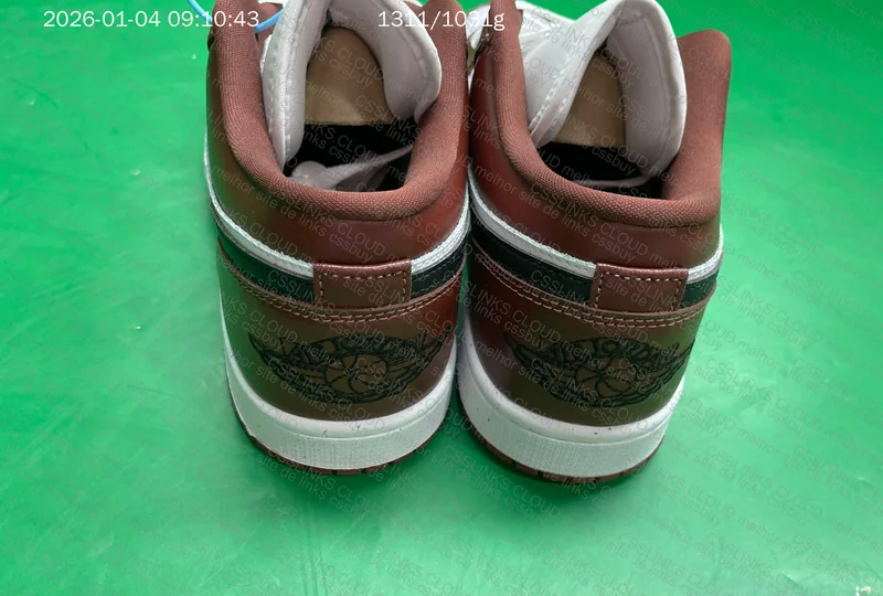 Air Jordan 1 Low - JMDY 8