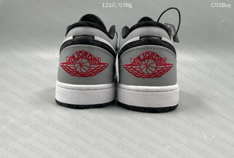 Air Jordan 1 Low Light Smoke Grey 2